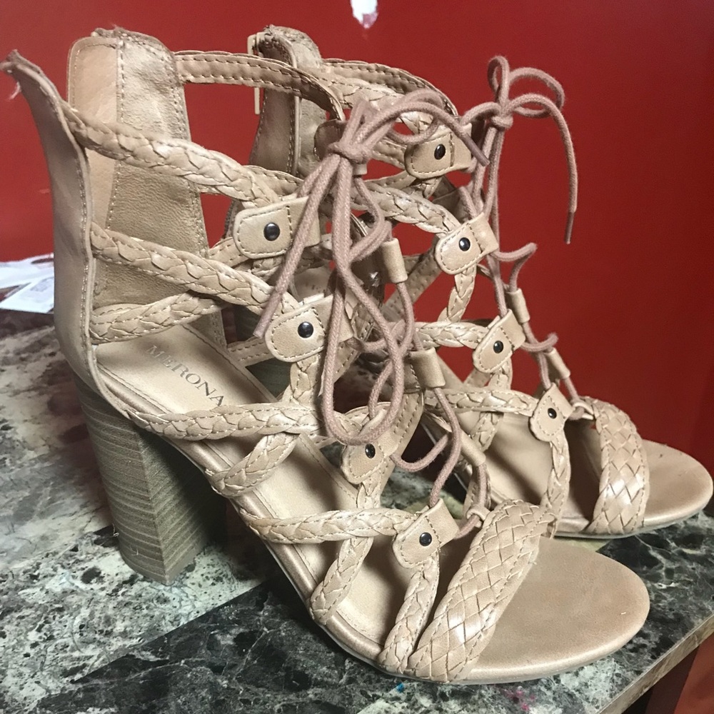 Merona Block heel lace up